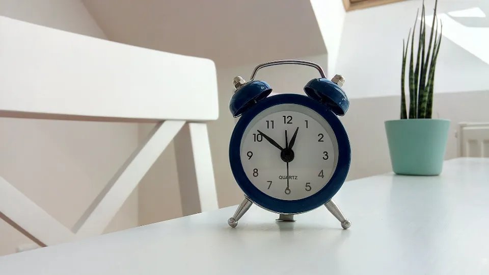 How to Manage Time in the Classroom? 10 Tips for Teachers