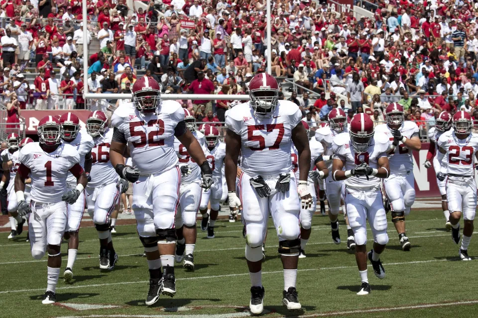 How Many Years Can You Play College Football? Age Limits in College Football