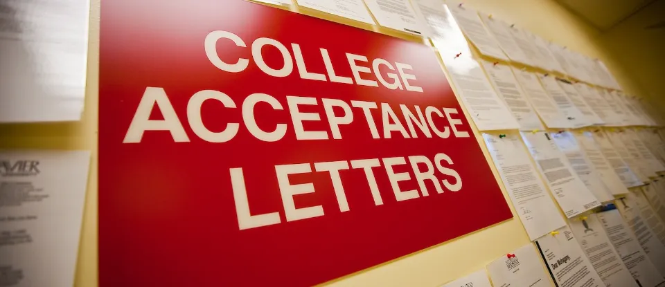 How to Decline a College Acceptance? Step-By-Step Tutorial