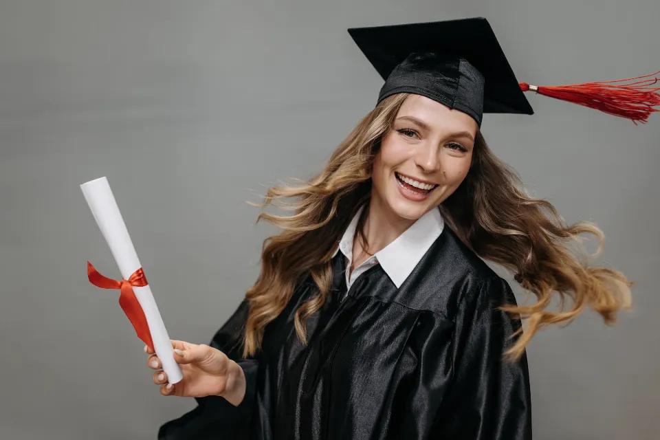 What Does a High School Diploma Do for a Student? 7 Benefits to Consider