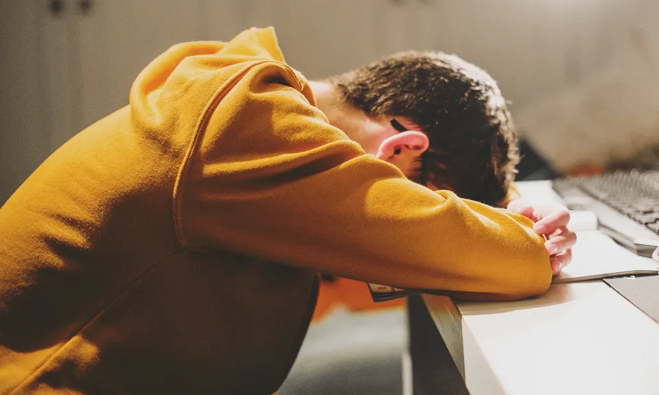 Why is College So Boring and Depressing? Top 10 Reasons